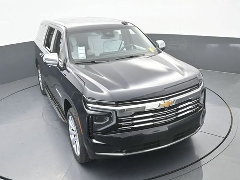 New 2025 Chevrolet Suburban Premier image 58