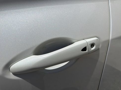Used 2024 Nissan Kicks SV w/ Exterior Package FWD image 10
