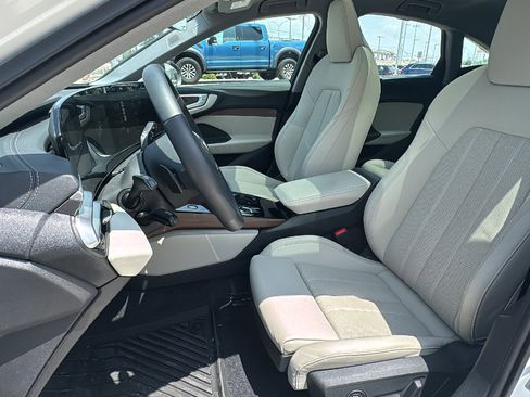 Used 2025 Audi A5 2.0T Premium Plus w/ Premium Plus AWD/4WD image 14