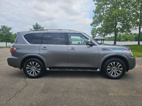 Used 2020 Nissan Armada SL w/ Premium Package AWD/4WD image 4