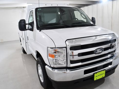 New 2026 Ford E-350 and Econoline 350 Super Duty w/ Power Equipment Group image 4
