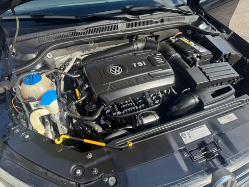 Used 2015 Volkswagen Jetta SEL image 14