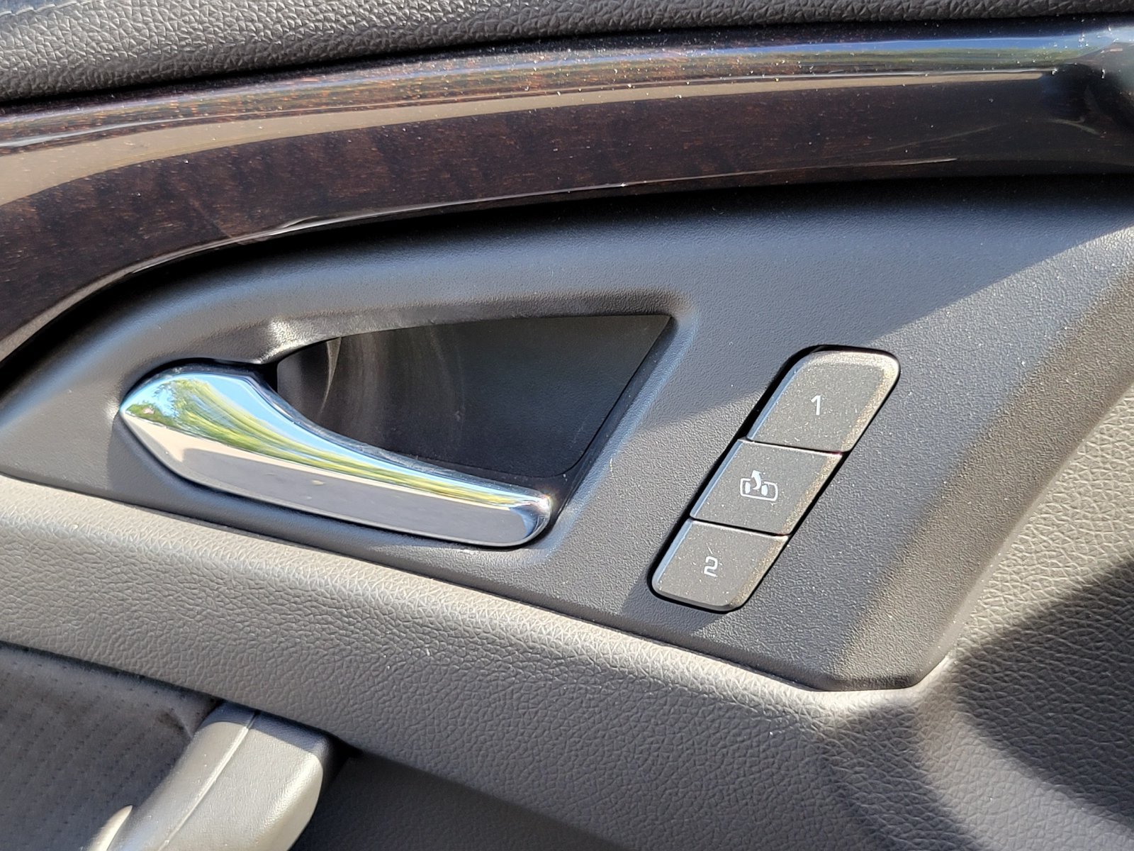 Used 2011 Cadillac CTS V RWD image 8