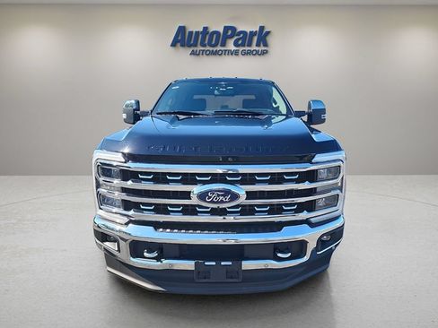 Certified 2023 Ford F250 Lariat w/ Lariat Ultimate Package AWD/4WD image 2