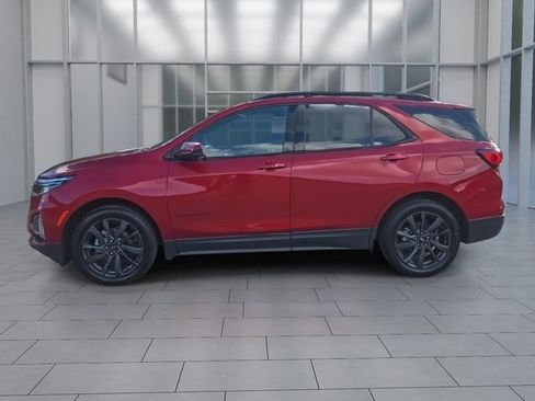 Used 2023 Chevrolet Equinox RS w/ LPO, Floor Liner Package image 5