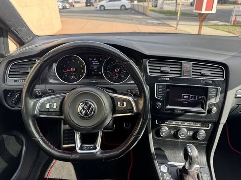 Used 2015 Volkswagen GTI Autobahn w/ Lighting Package (SEL) FWD image 18