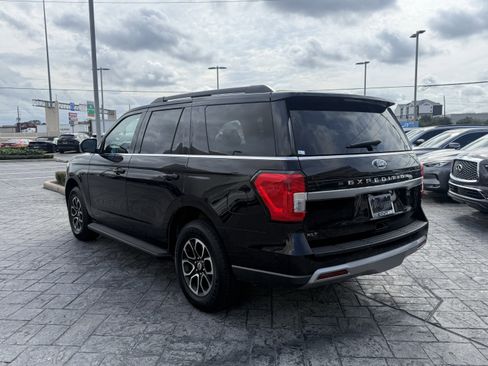 Used 2024 Ford Expedition XLT image 5