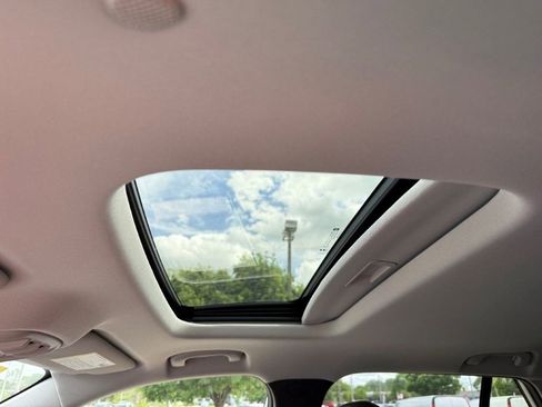 New 2026 Chevrolet Trax LT w/ Sunroof Package FWD image 13