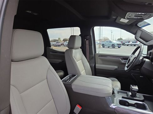 Used 2024 Chevrolet Silverado 1500 LTZ w/ Technology Package image 14