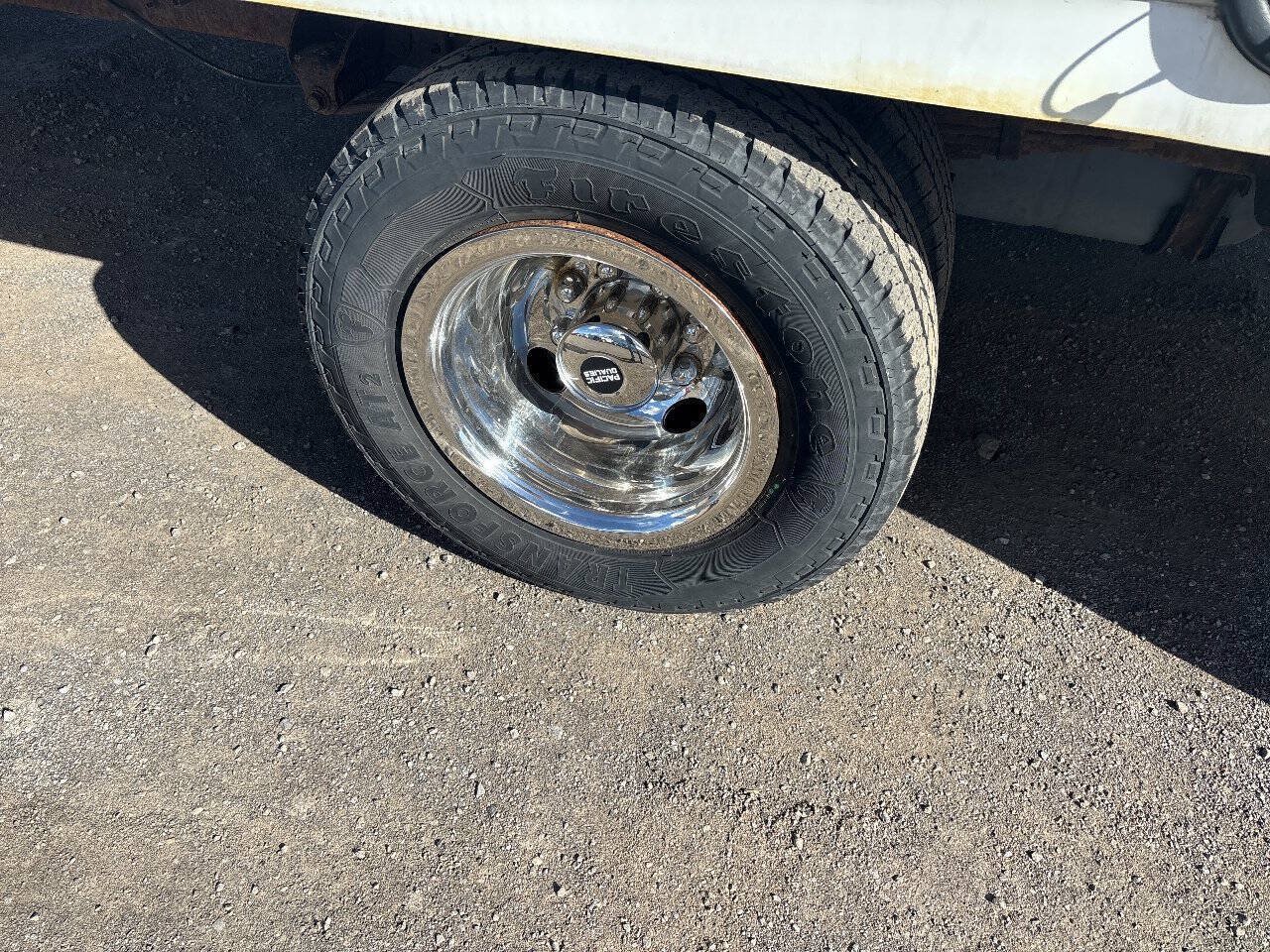 Used 2018 Ford E-350 and Econoline 350 Super Duty RWD image 19
