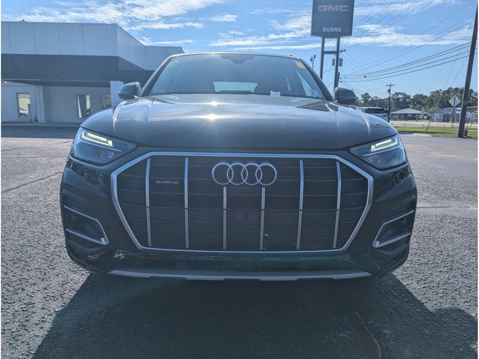 Used 2023 Audi Q5 2.0T Premium Plus w/ Premium Plus Package AWD/4WD image 7