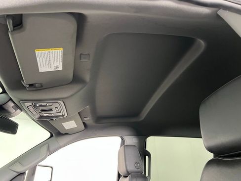 Used 2025 GMC Sierra 3500 SLT w/ SLT Premium Package image 24