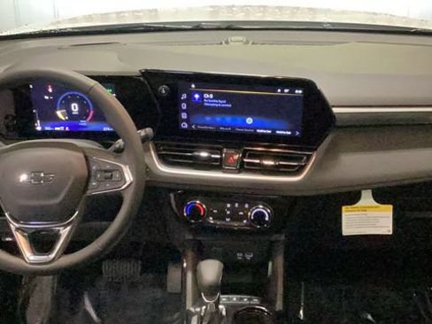 New 2026 Chevrolet TrailBlazer LT w/ Midnight Edition AWD/4WD image 17