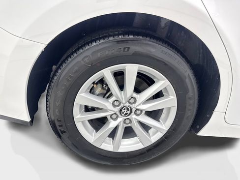 Used 2025 Toyota Camry LE FWD image 83