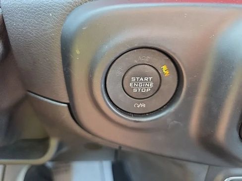Used 2021 Jeep Gladiator Rubicon AWD/4WD image 34