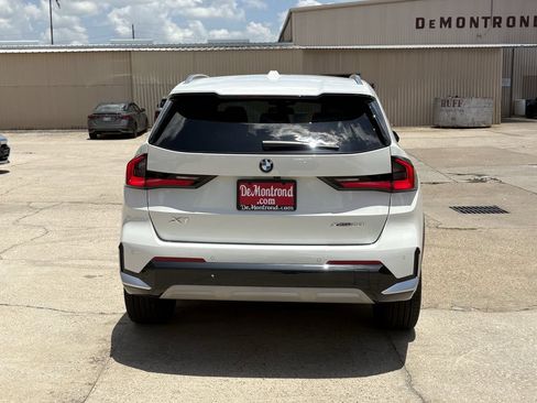 Used 2025 BMW X1 xDrive28i w/ Convenience Package AWD/4WD image 6