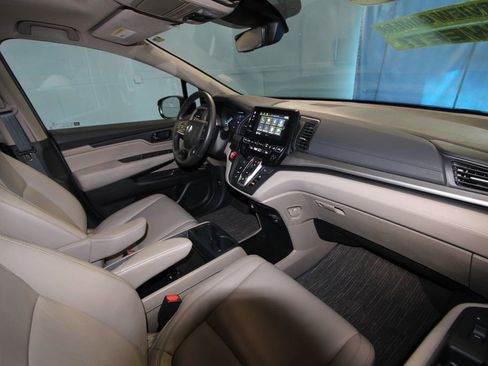 Used 2024 Honda Odyssey EX-L image 26