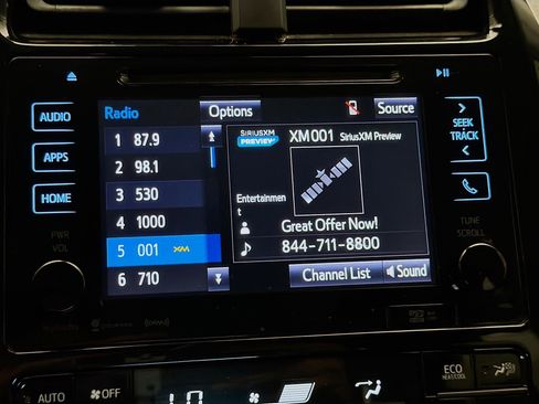Used 2017 Toyota Prius Three w/ Carpet Mat Package FWD image 9