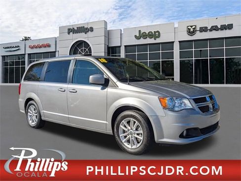 Used 2018 Dodge Grand Caravan SXT image 1
