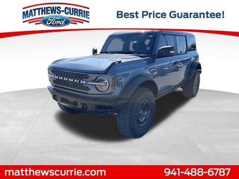 New 2025 Ford Bronco Badlands image 7