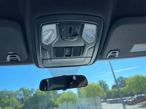 Used 2022 RAM 2500 Tradesman AWD/4WD image 16