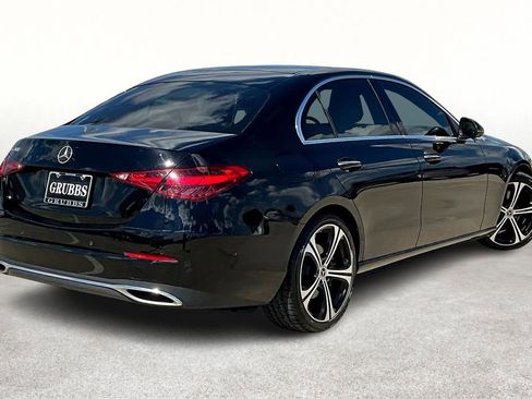 Used 2022 Mercedes-Benz C 300 Sedan image 2
