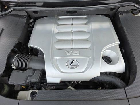 Used 2014 Lexus LX 570 4WD image 35