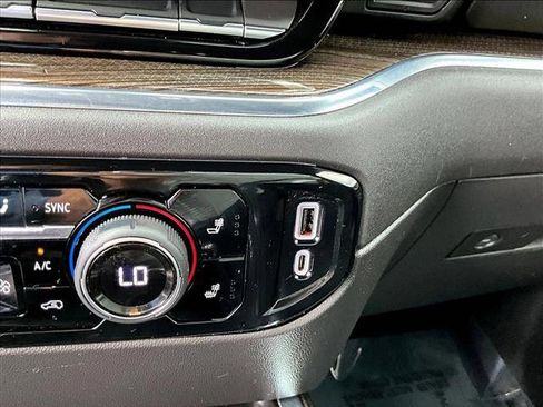 Used 2023 Chevrolet Silverado 1500 LT Trail Boss w/ Protection Package image 25