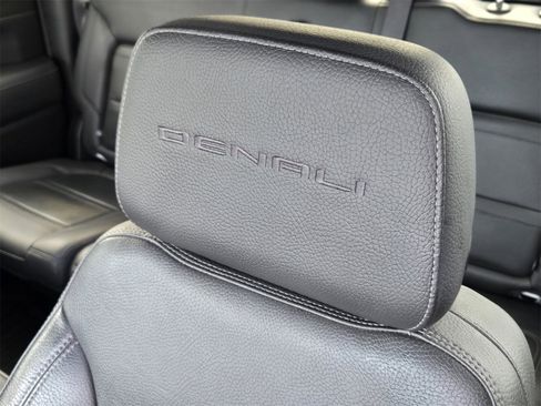 Used 2019 GMC Sierra 1500 Denali w/ Trailer Camera Package image 22