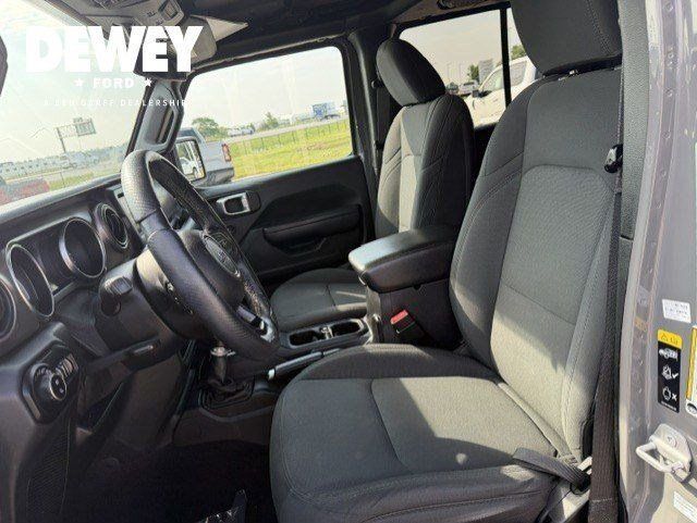 Used 2020 Jeep Gladiator Sport w/ Quick Order Package 24S AWD/4WD image 11