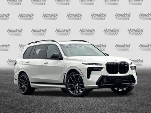 Certified 2025 BMW X7 M60i w/ Climate Comfort Package image 2
