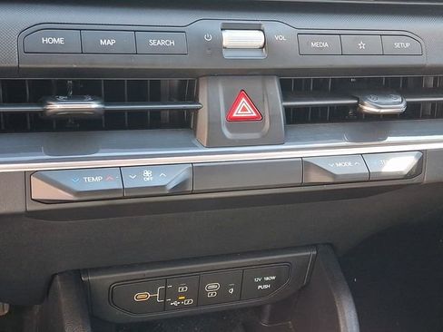 Certified 2025 Kia K4 EX FWD image 17