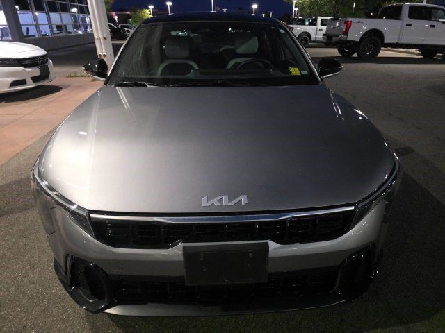 Used 2025 Kia K4 GT-Line w/ GT-Line Premium Package FWD image 9