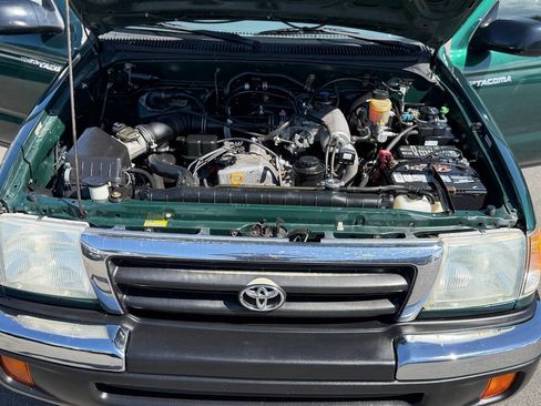 Used 2000 Toyota Tacoma 2WD Regular Cab image 39