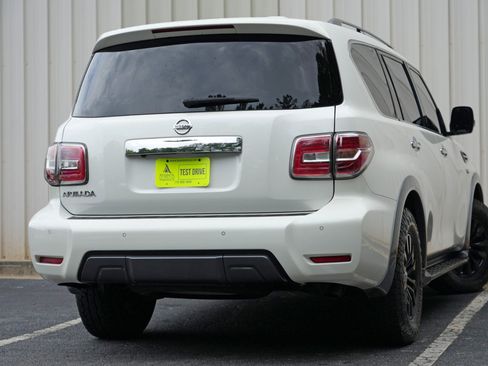 Used 2019 Nissan Armada SV w/ Driver Package RWD image 4