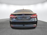 Used 2017 Ford Fusion SE w/ Fusion SE Technology Package image 3
