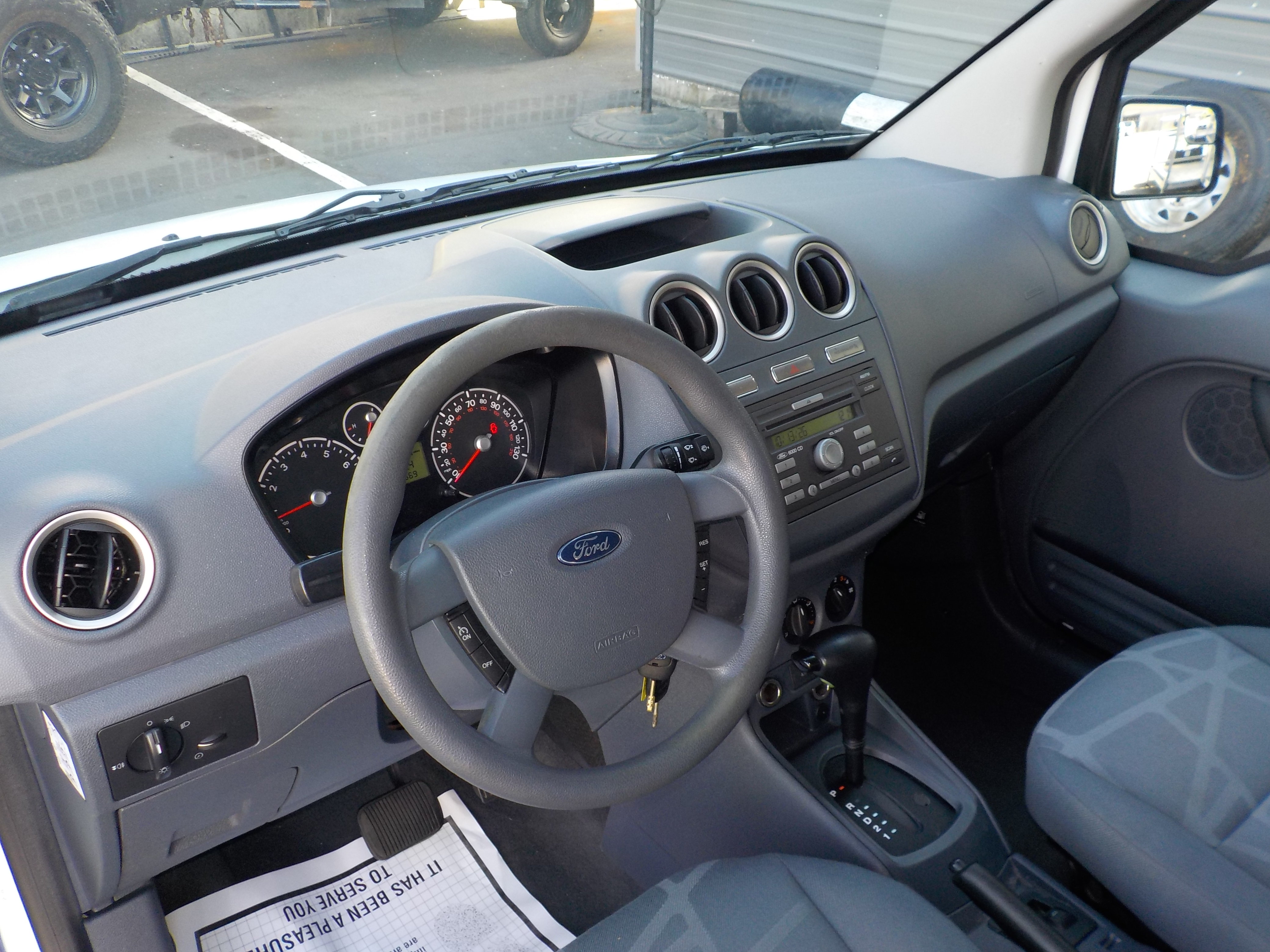 Used 2011 Ford Transit Connect XLT FWD image 13