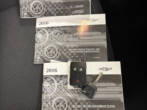 Certified 2016 Chevrolet Colorado LT image 25