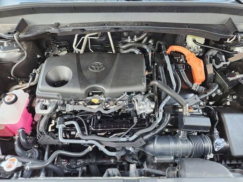 Certified 2025 Toyota Grand Highlander AWD Hybrid image 28
