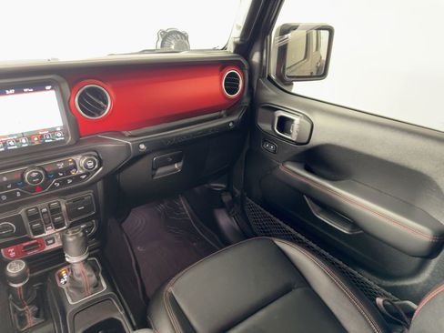 Used 2020 Jeep Wrangler Unlimited Rubicon image 28