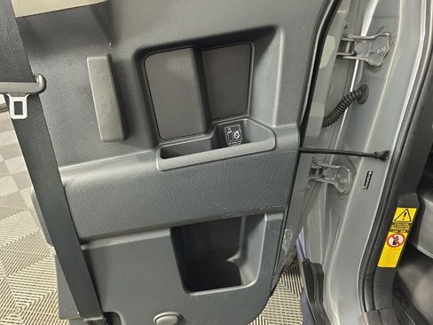 Used 2014 Toyota FJ Cruiser 4WD w/ Convenience Package image 30