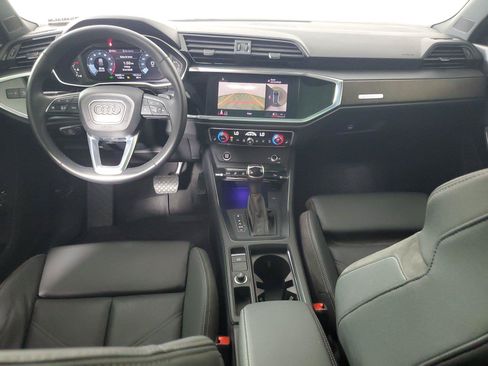 Used 2022 Audi Q3 2.0T Premium Plus AWD/4WD image 15