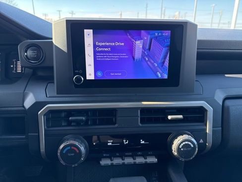 Used 2024 Toyota Tacoma SR image 23