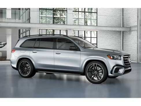 New 2026 Mercedes-Benz GLS 580 4MATIC image 14