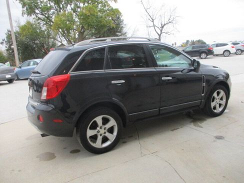 Used 2014 Chevrolet Captiva Sport LT w/ Convenience Package image 16