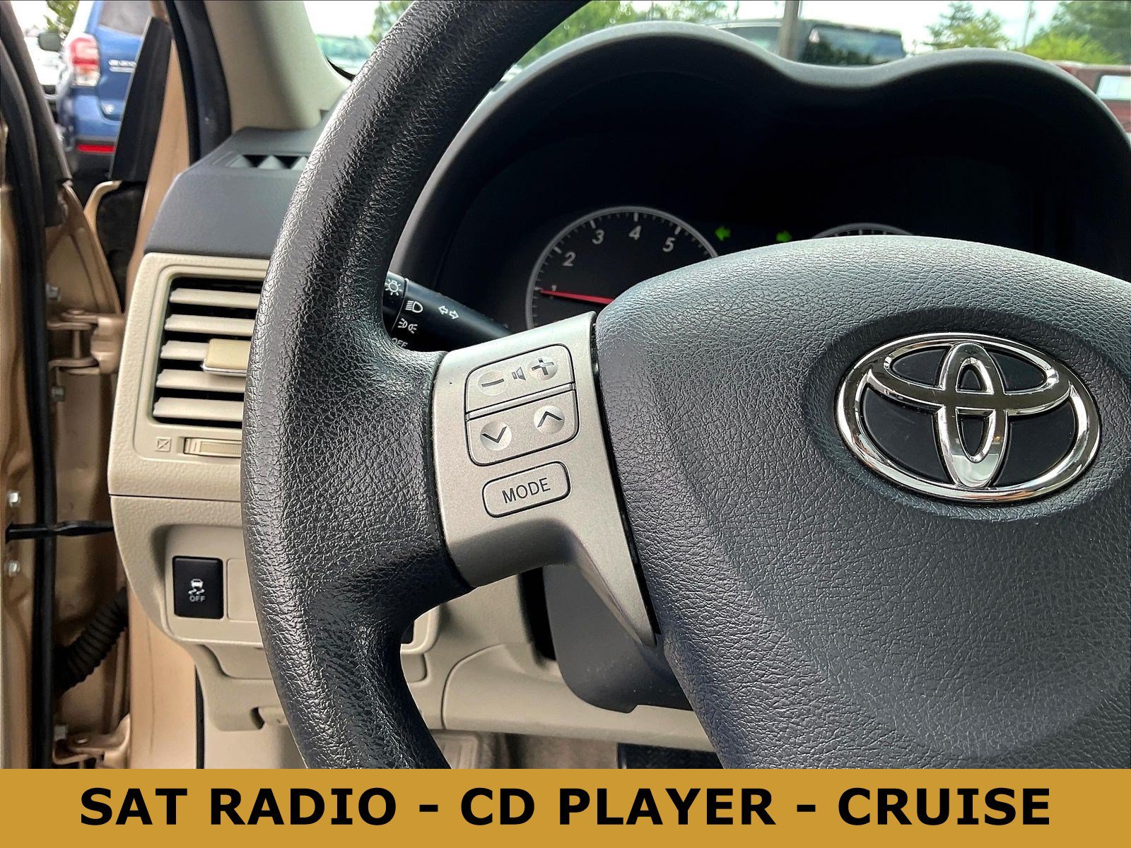 Used 2012 Toyota Corolla LE FWD image 11