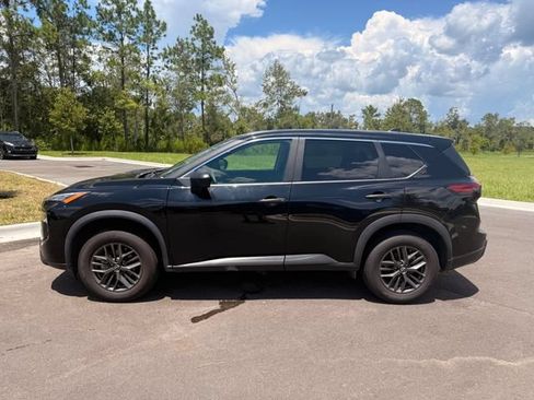 Used 2024 Nissan Rogue S FWD image 14