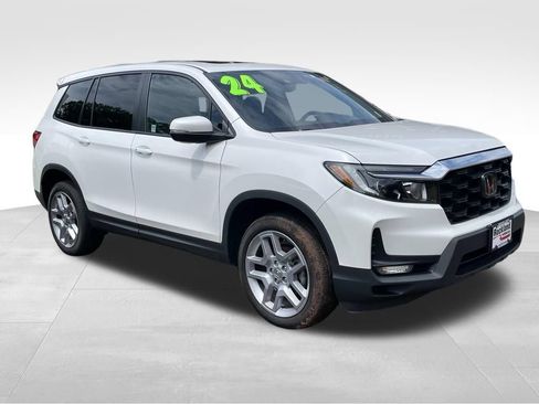 Used 2024 Honda Passport EX-L image 3