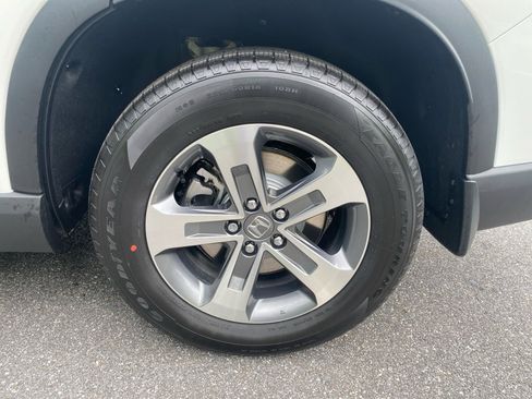 Certified 2025 Honda Pilot EX-L image 22