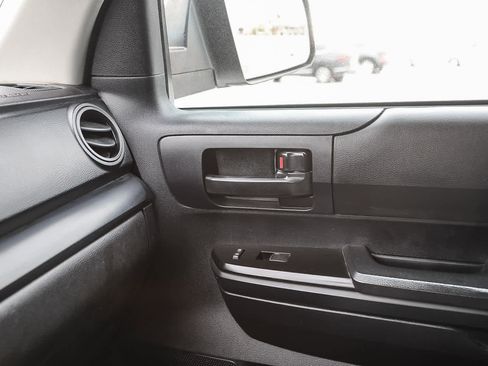 Used 2016 Toyota Tundra SR w/ Tow Package image 20